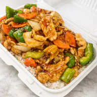 L9) Chilli Chicken and Mixed Vegetable on Rice🌶️